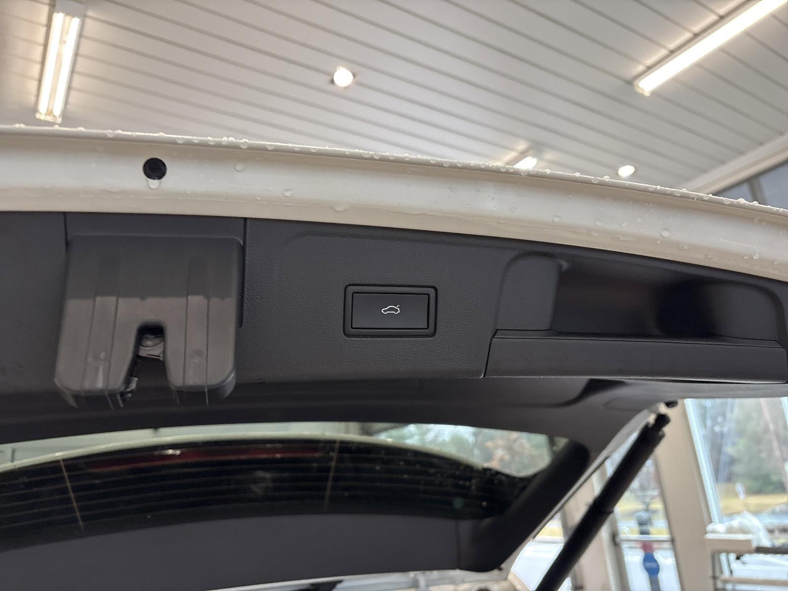 2024 Volkswagen Atlas 2.0T SE w/Technology FWD