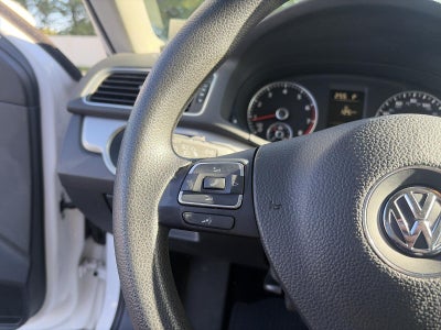 2012 Volkswagen Passat 4dr Sdn 2.5L Auto S PZEV