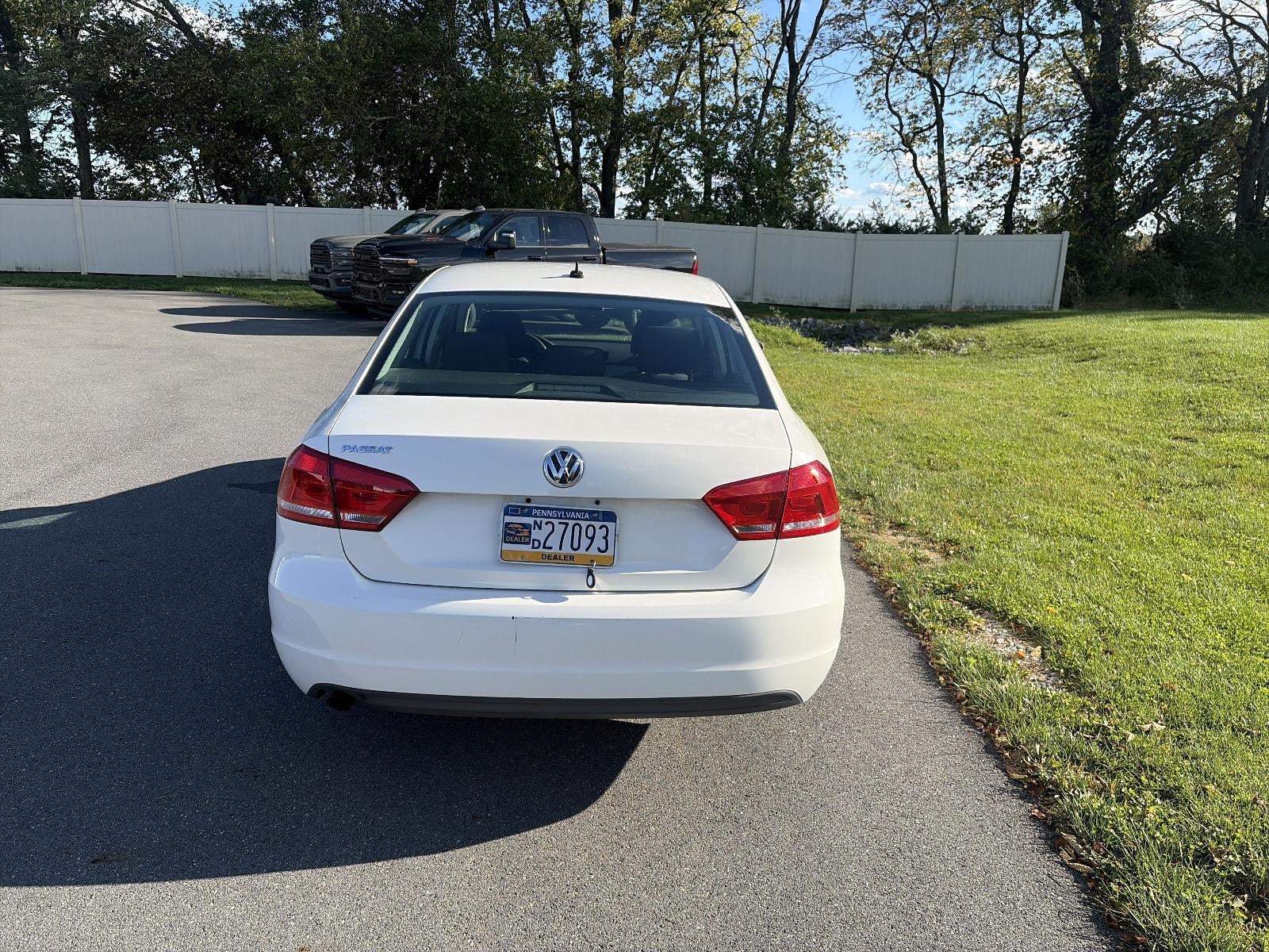 2012 Volkswagen Passat 4dr Sdn 2.5L Auto S PZEV