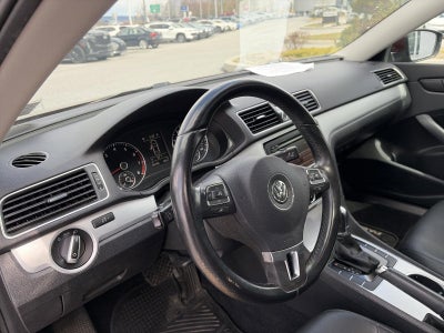 2013 Volkswagen Passat 4dr Sdn 2.5L Auto SE PZEV