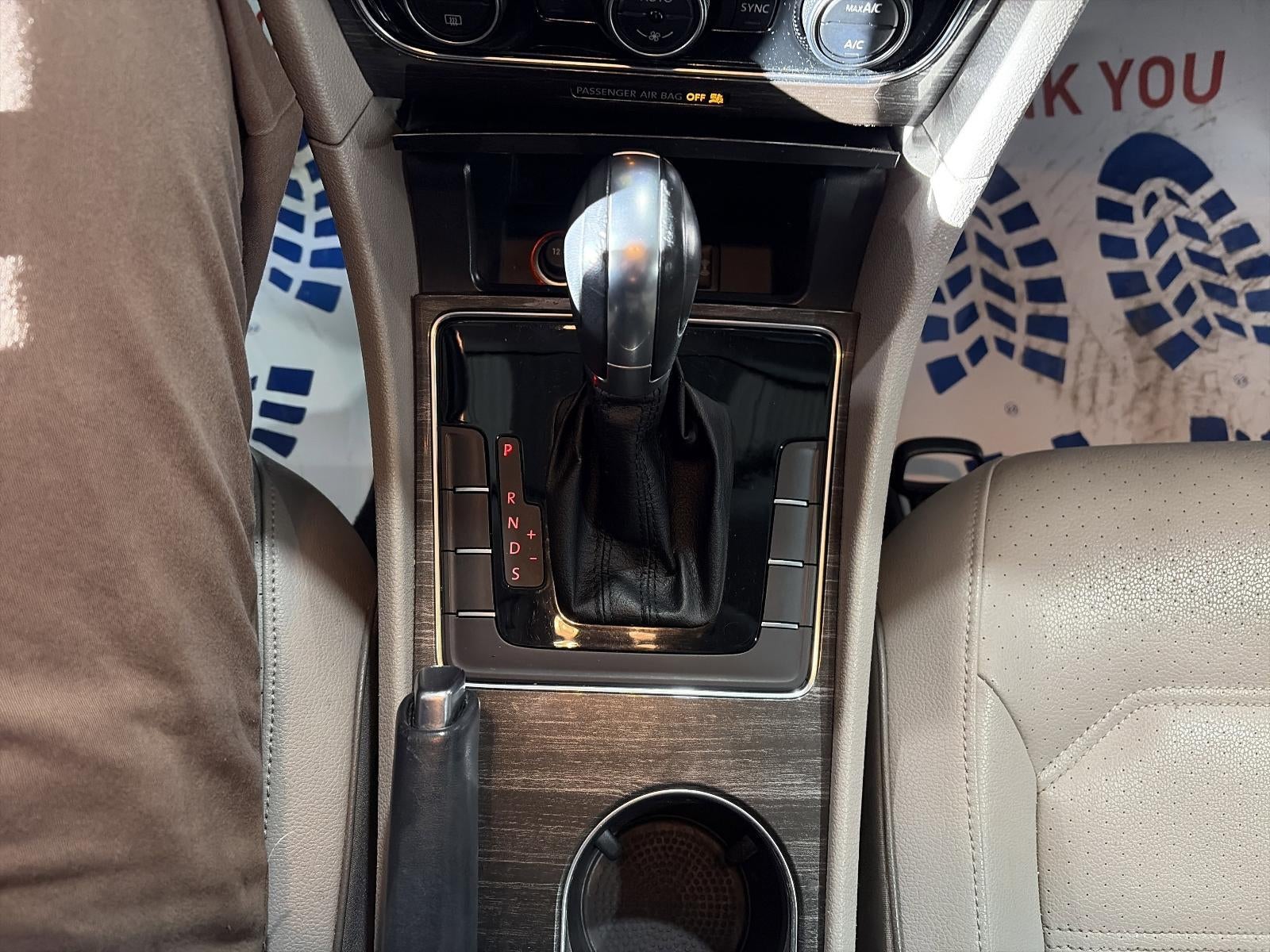 2016 Volkswagen Passat 4dr Sdn 1.8T Auto SE PZEV