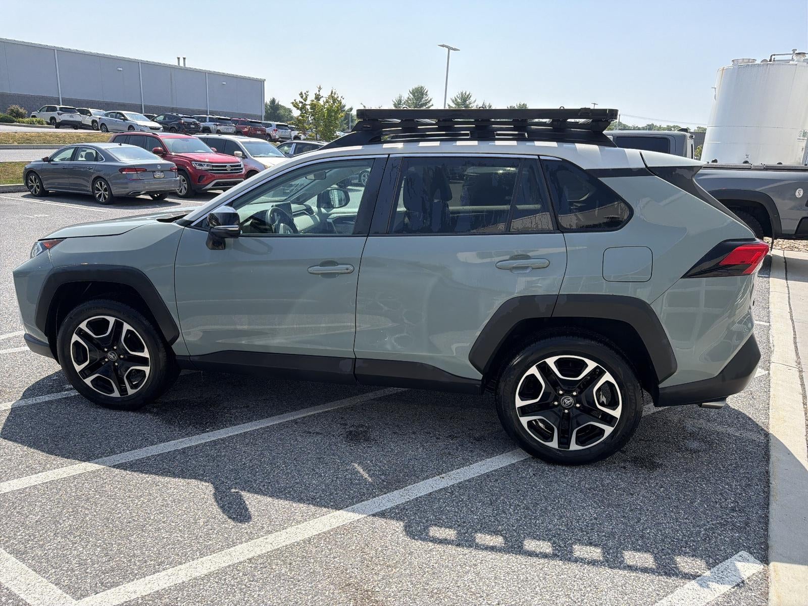 2019 Toyota RAV4 Adventure AWD (Natl)