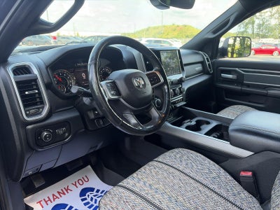 2019 RAM 3500 Big Horn 4x4 Crew Cab 6'4" Box