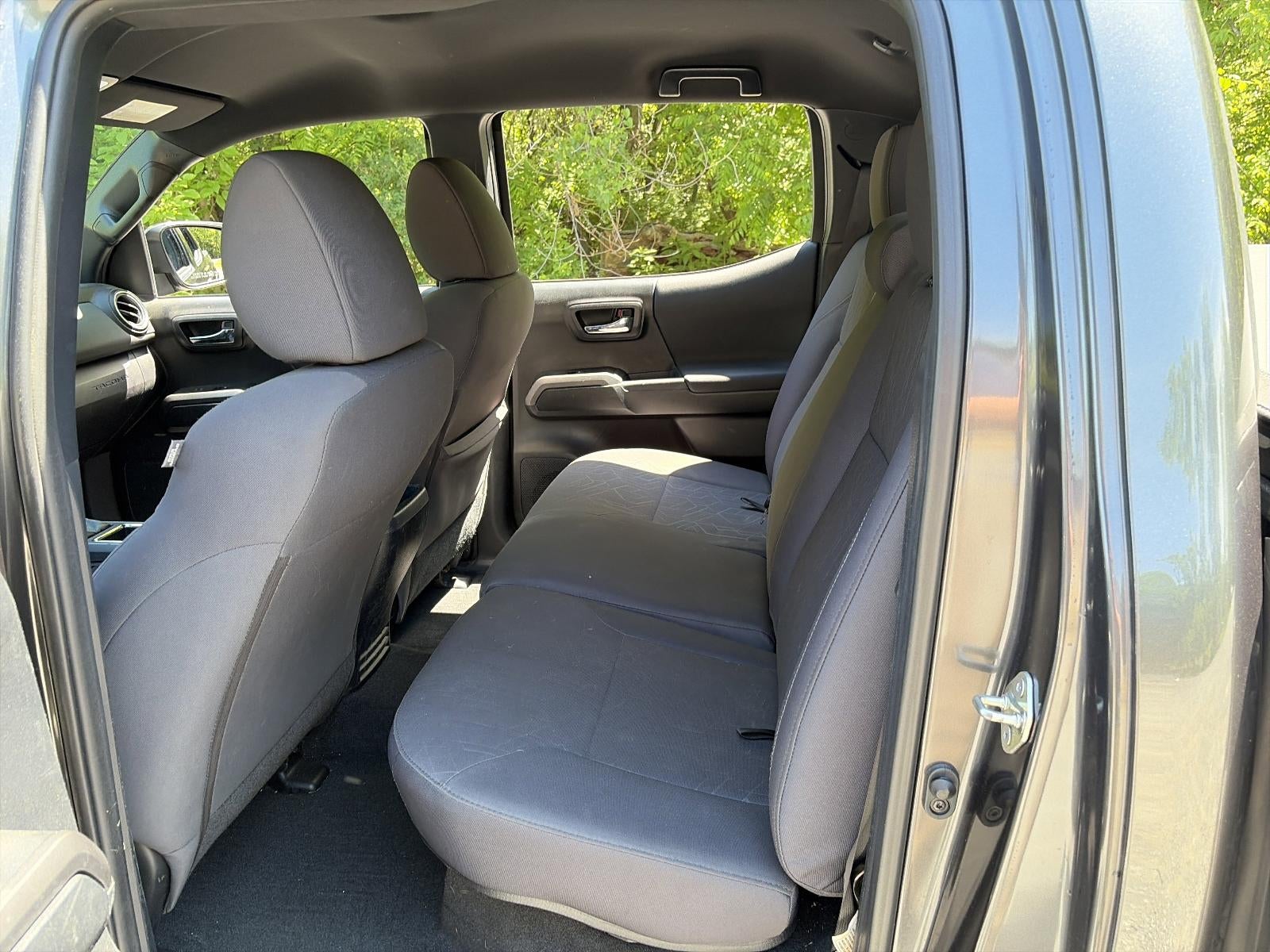 2017 Toyota Tacoma TRD Sport Double Cab 5' Bed V6 4x4 AT (Natl)