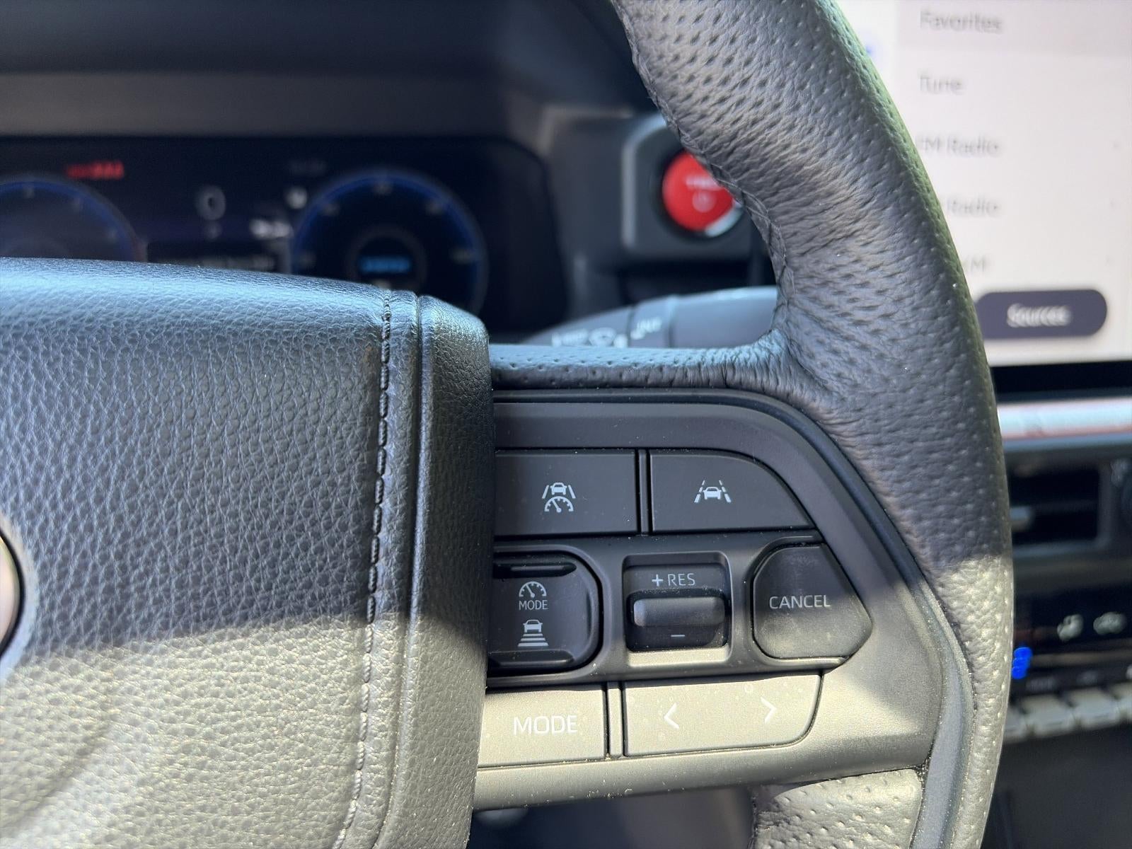 2024 Toyota Tacoma 4WD 4WD TRD Pro Hybrid Double Cab 5' Bed AT (Natl)