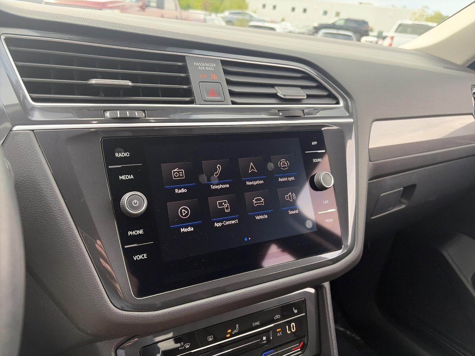 2024 Volkswagen Tiguan 2.0T SE 4MOTION