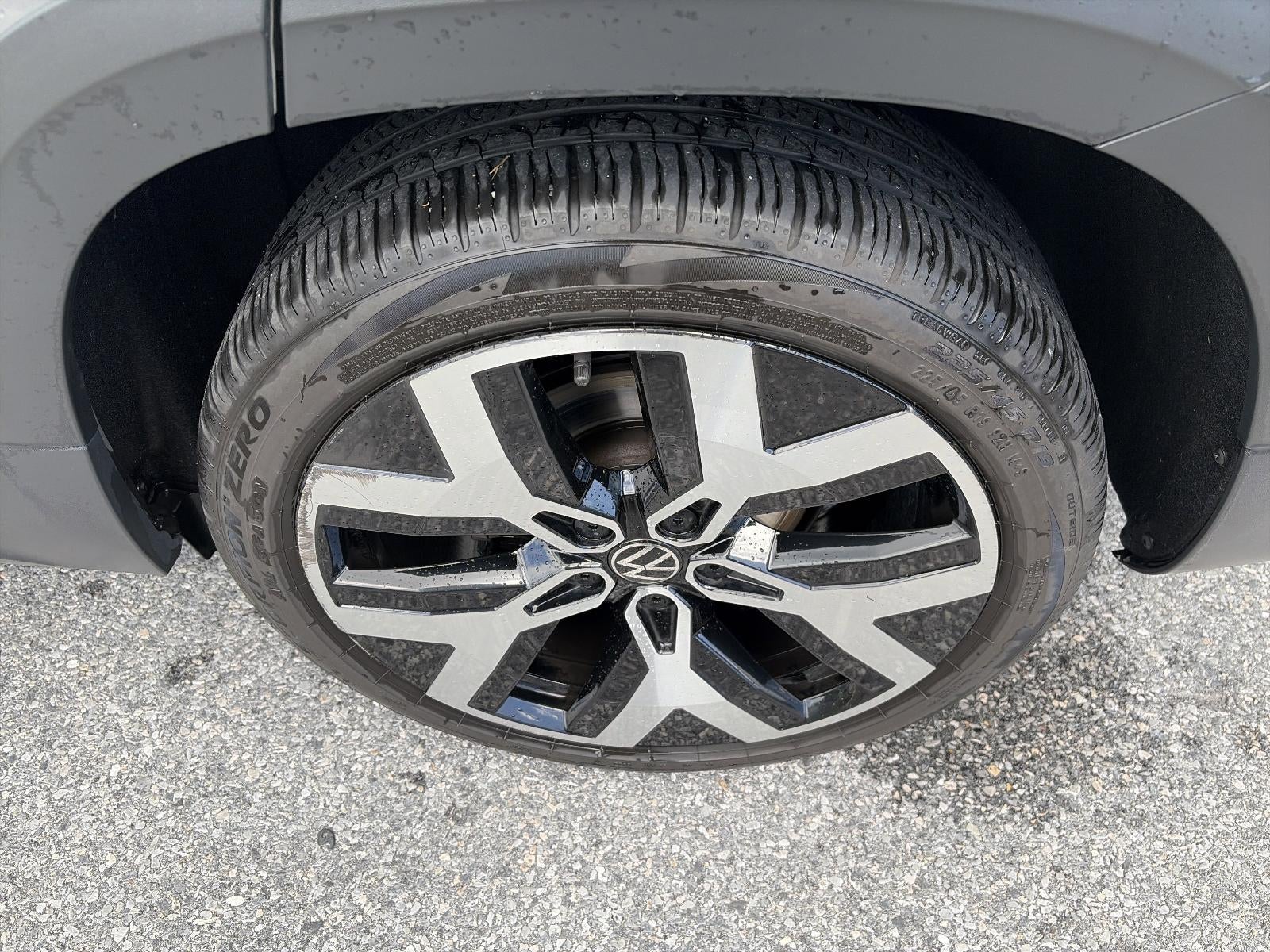2023 Volkswagen Taos SEL 4MOTION *Ltd Avail*