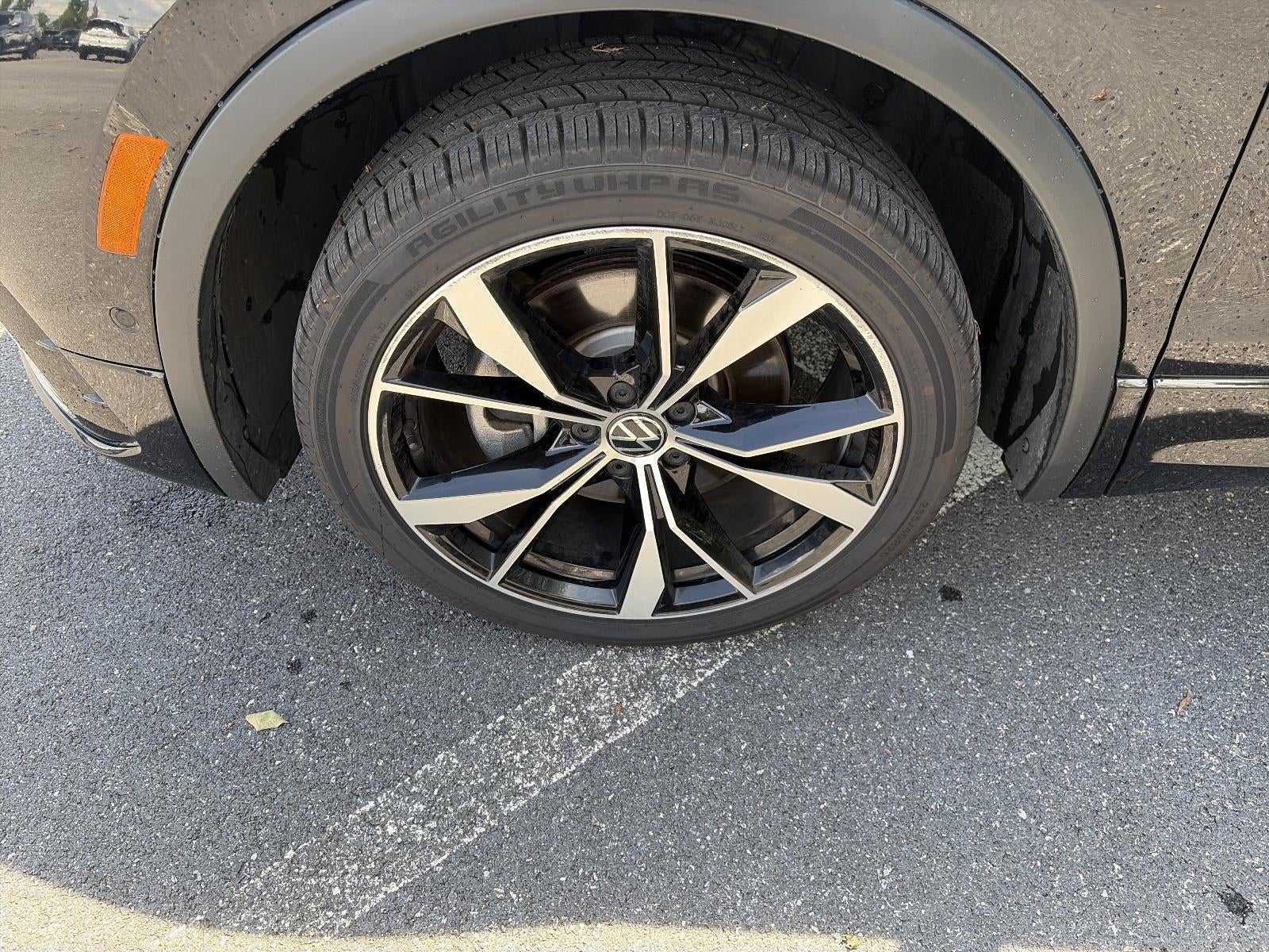 2023 Volkswagen Tiguan 2.0T SEL R-Line 4MOTION