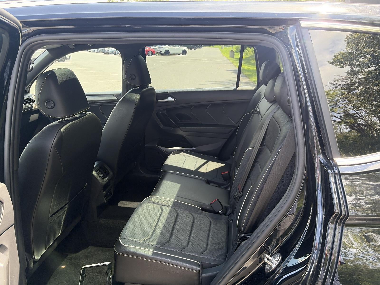 2023 Volkswagen Tiguan 2.0T SEL R-Line 4MOTION