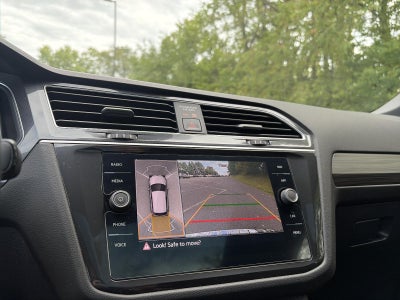 2024 Volkswagen Tiguan 2.0T SEL R-Line 4MOTION