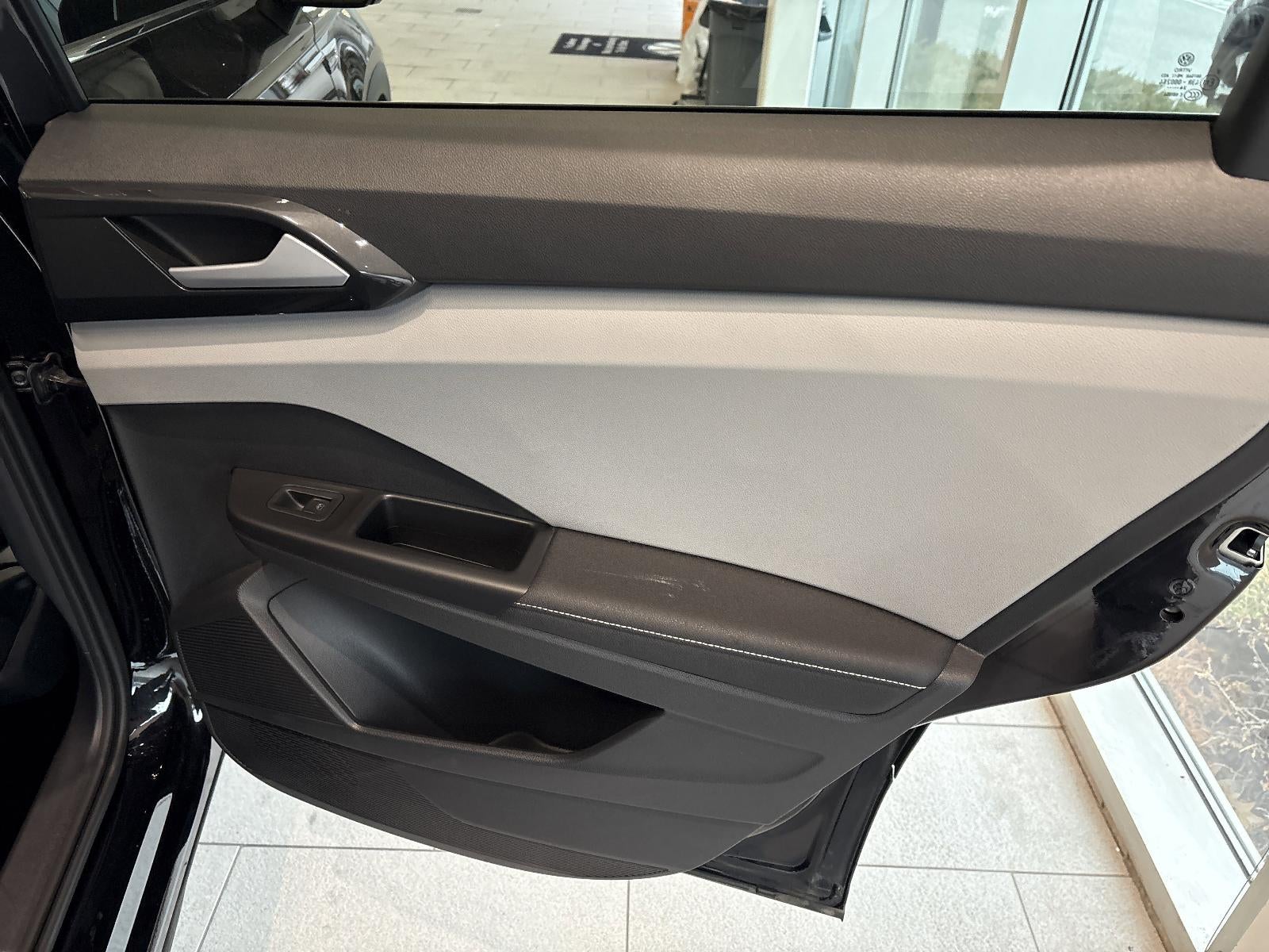 2024 Volkswagen Taos SEL 4MOTION