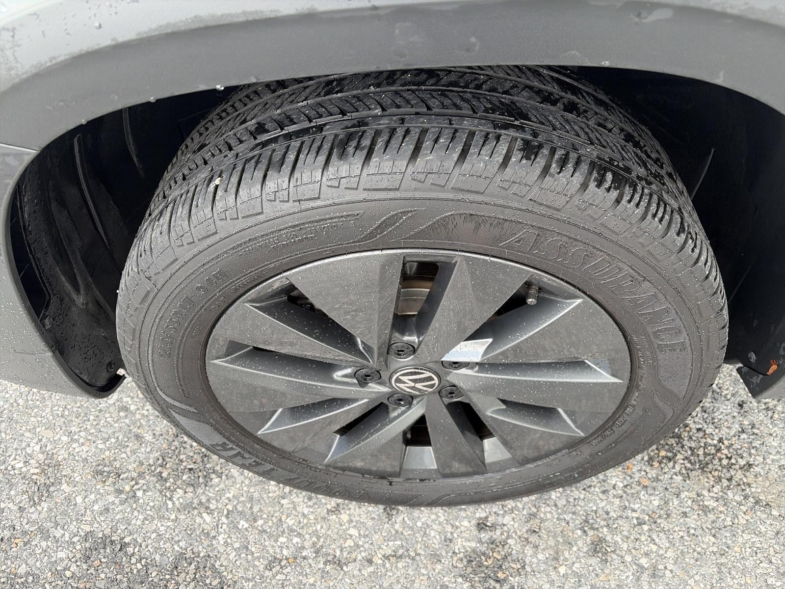 2024 Volkswagen Taos S FWD