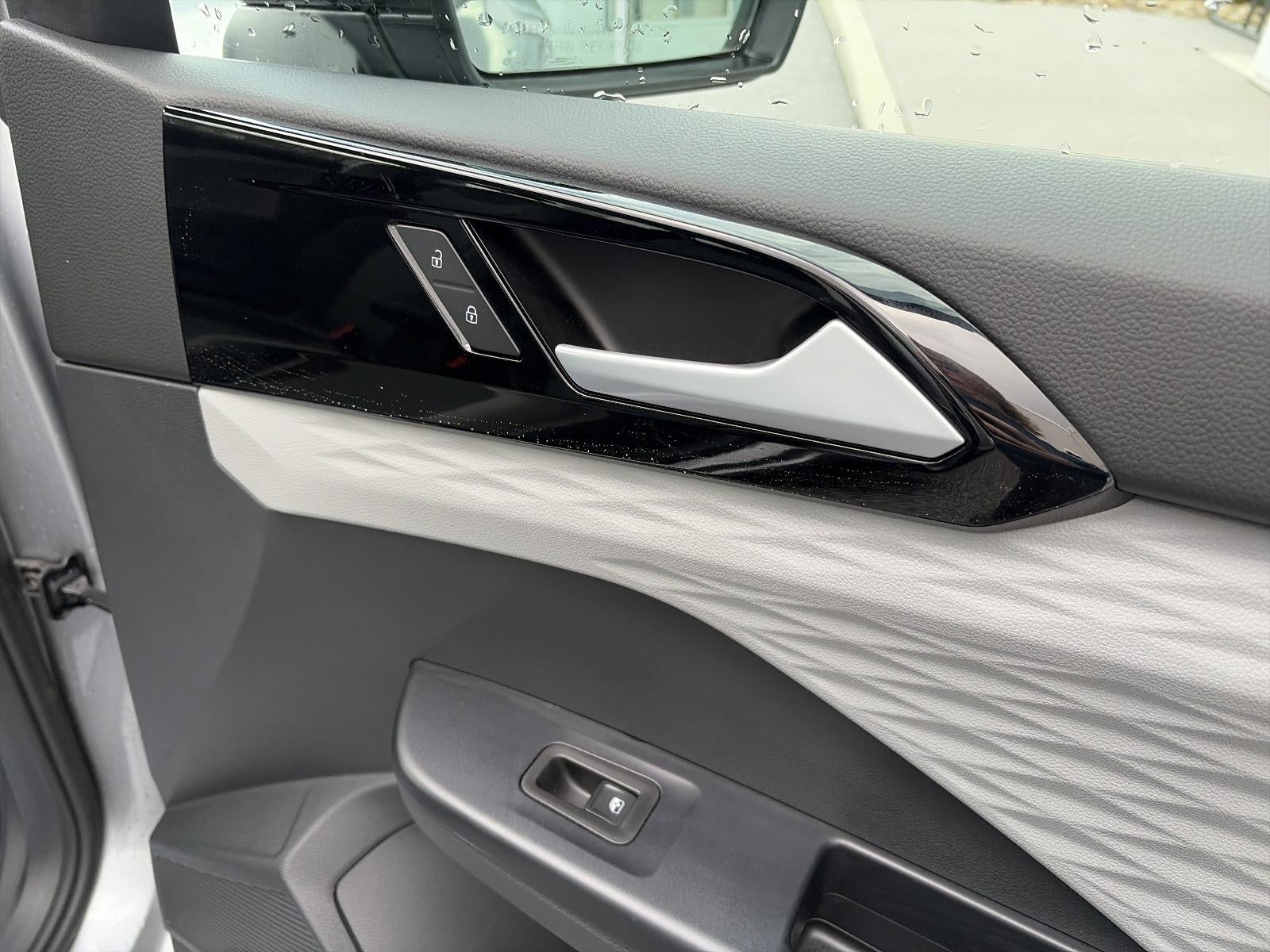 2024 Volkswagen Taos S FWD