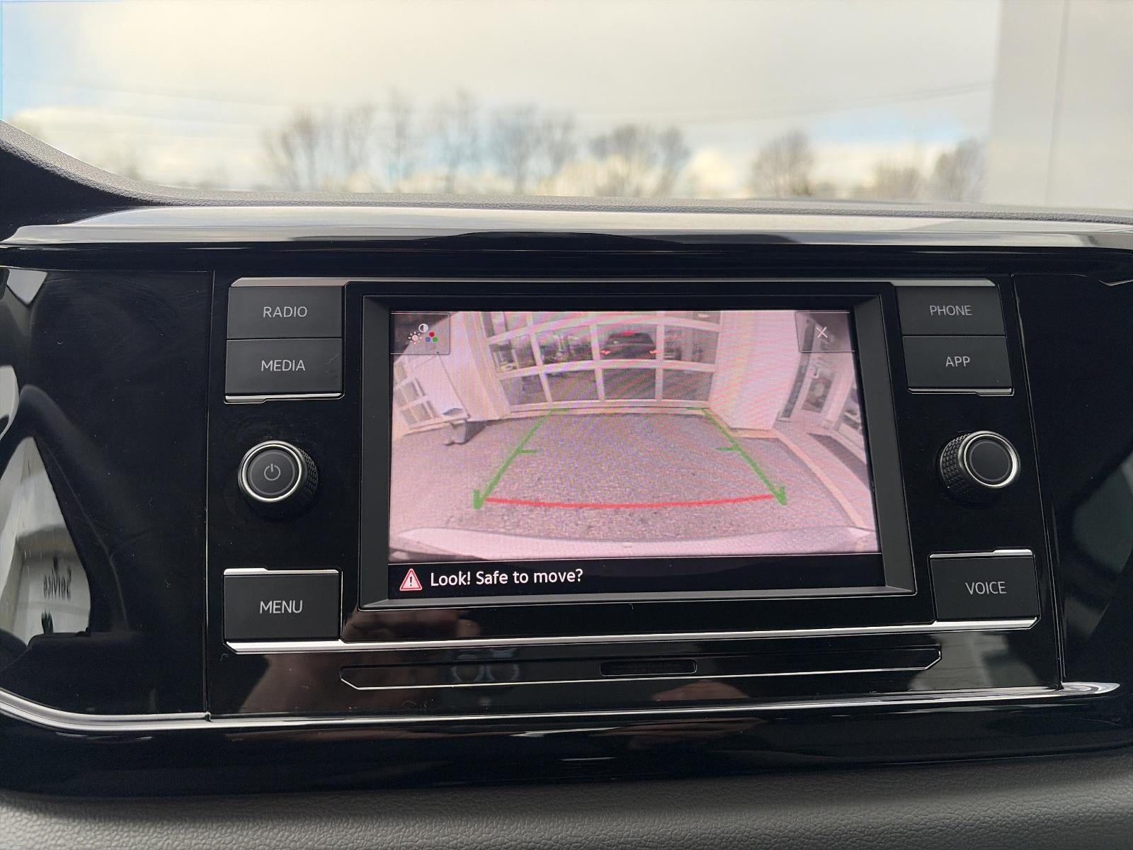 2024 Volkswagen Taos S FWD