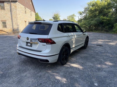2023 Volkswagen Tiguan 2.0T SE R-Line Black 4MOTION