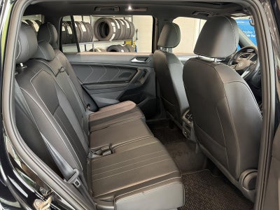 2024 Volkswagen Tiguan 2.0T SE R-Line Black 4MOTION
