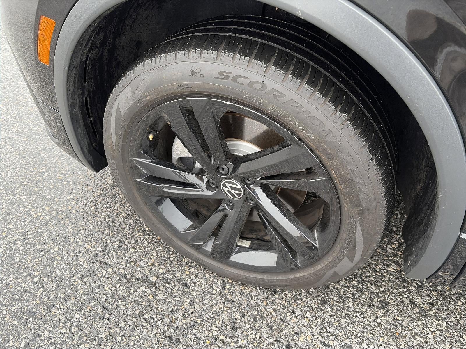 2024 Volkswagen Tiguan 2.0T SE R-Line Black 4MOTION