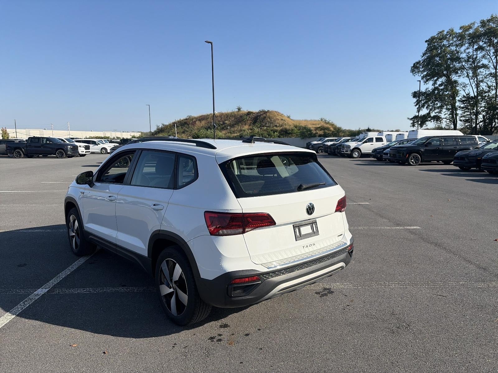2024 Volkswagen Taos S 4MOTION