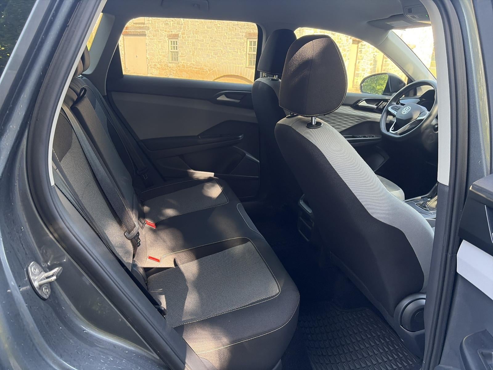 2023 Volkswagen Taos S FWD