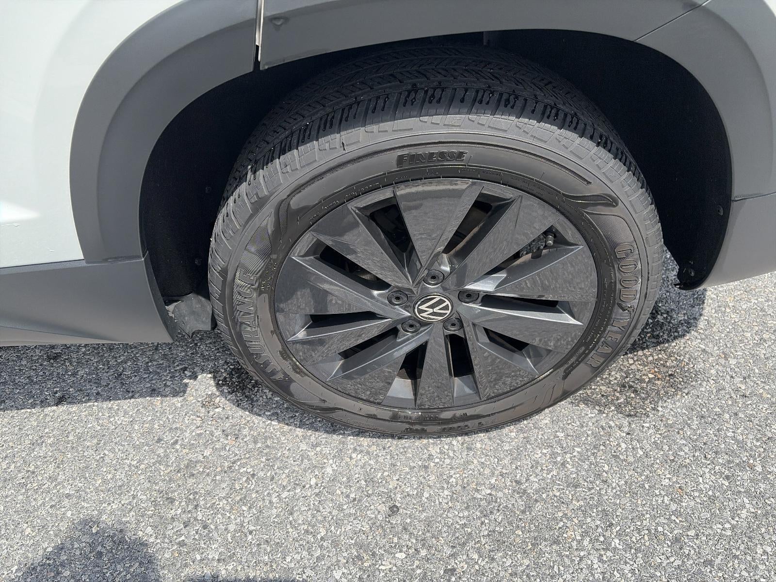 2023 Volkswagen Taos S FWD