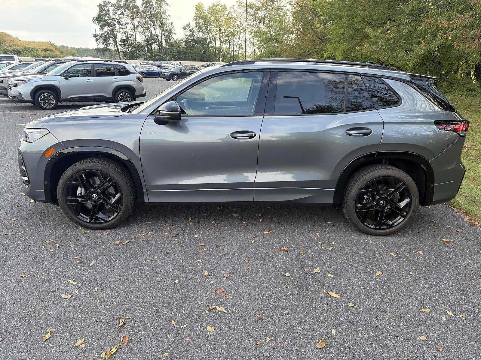 2026 Volkswagen Tiguan SE R-Line Black 4MOTION