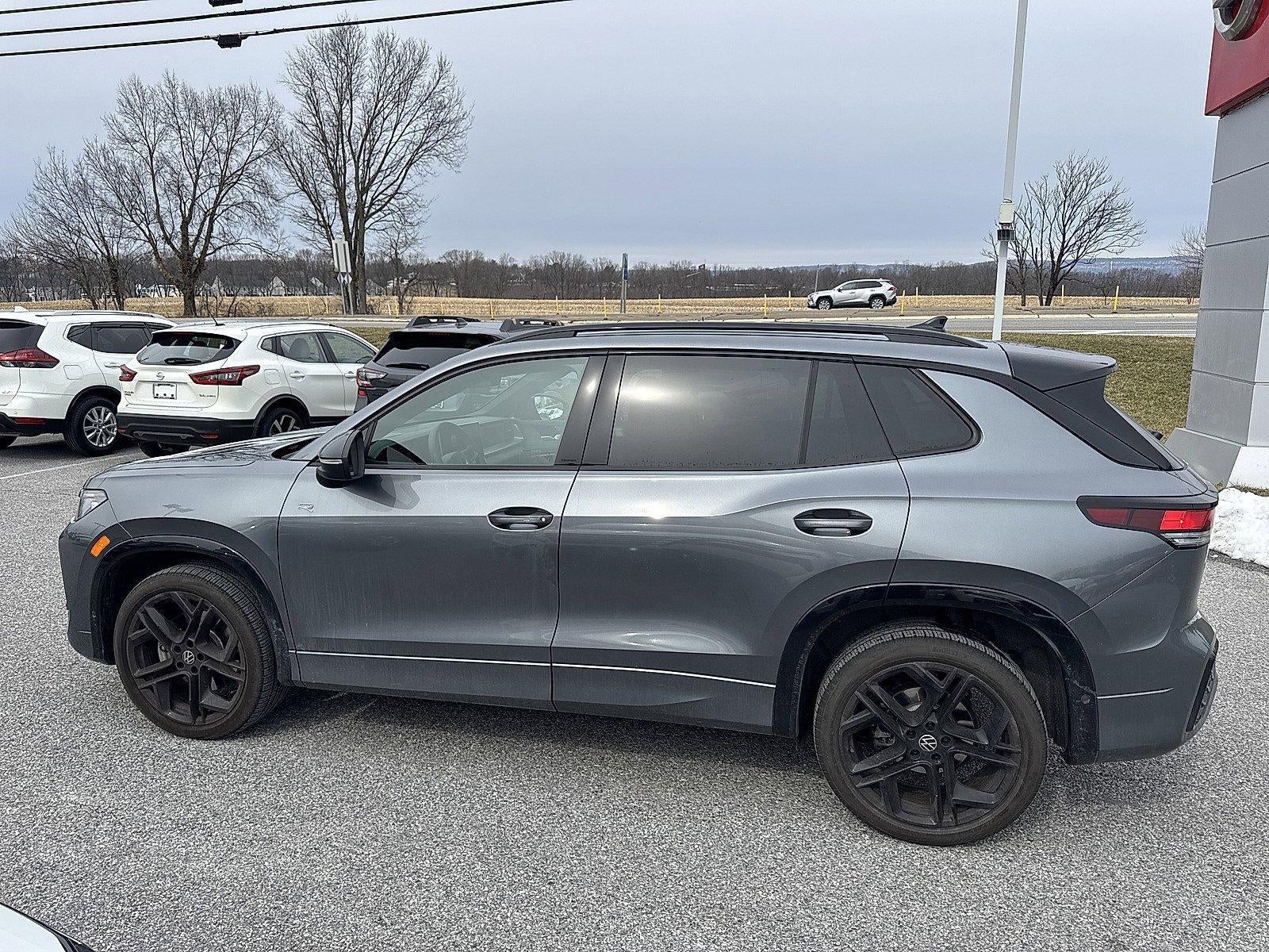 2025 Volkswagen Tiguan 2.0T SE R-Line Black 4MOTION