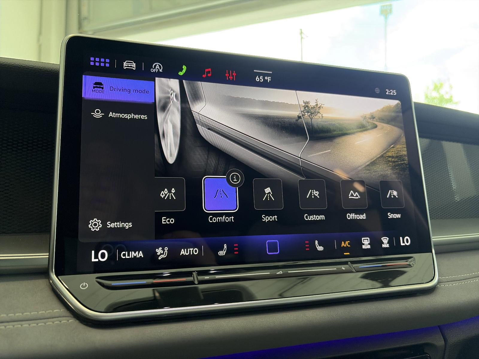 2026 Volkswagen Tiguan SE 4MOTION
