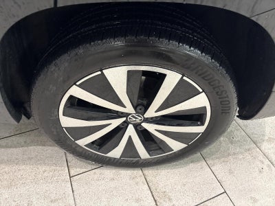 2023 Volkswagen Taos SE 4MOTION *Ltd Avail*