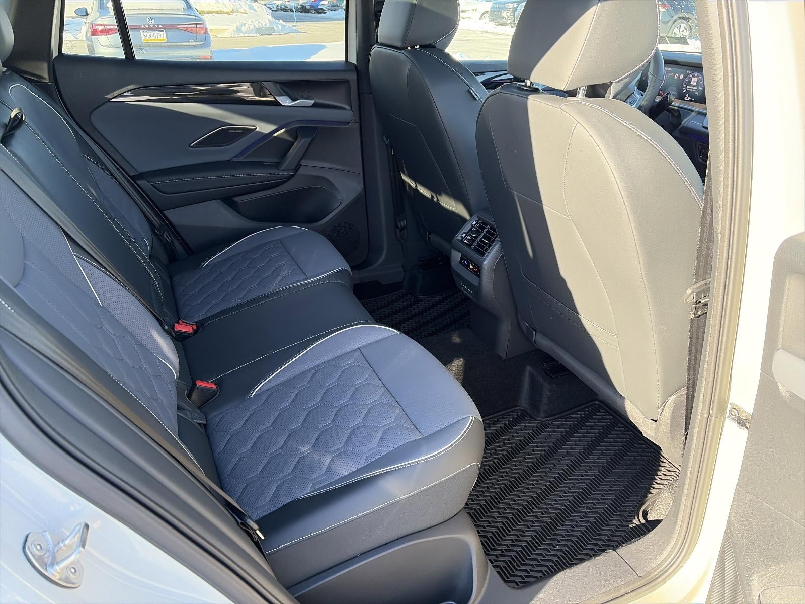 2026 Volkswagen Tiguan 2.0T SEL R-Line Turbo 4MOTION