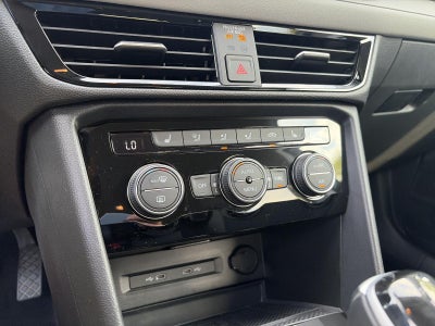 2024 Volkswagen Taos SE 4MOTION
