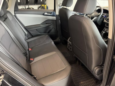 2024 Volkswagen Taos SE 4MOTION