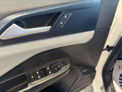 2022 Volkswagen Taos SE 4MOTION