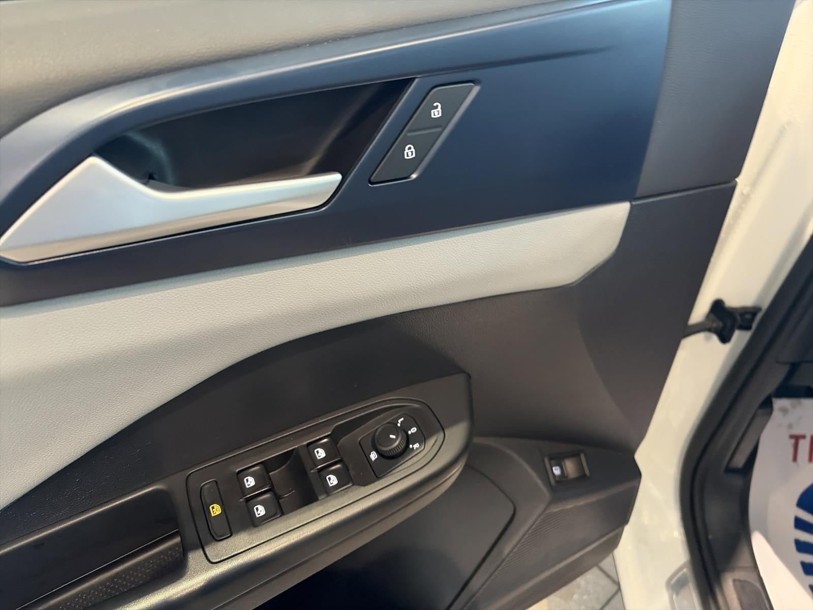 2022 Volkswagen Taos SE 4MOTION