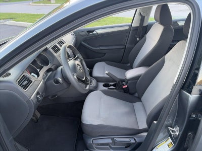 2017 Volkswagen Jetta 1.4T S Manual