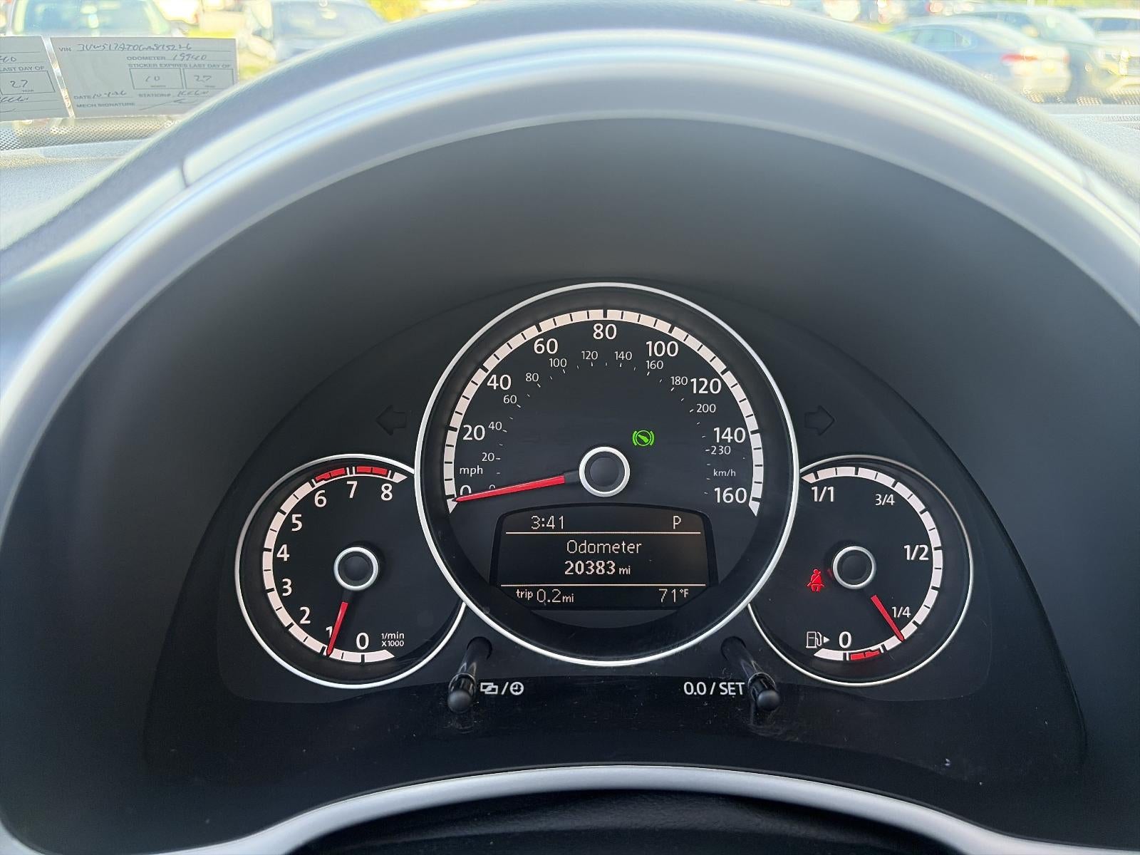 2016 Volkswagen Beetle Convertible 2dr Auto 1.8T Denim PZEV