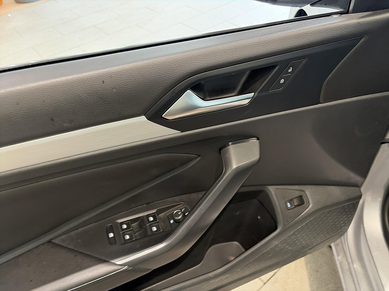 2025 Volkswagen Jetta S Auto