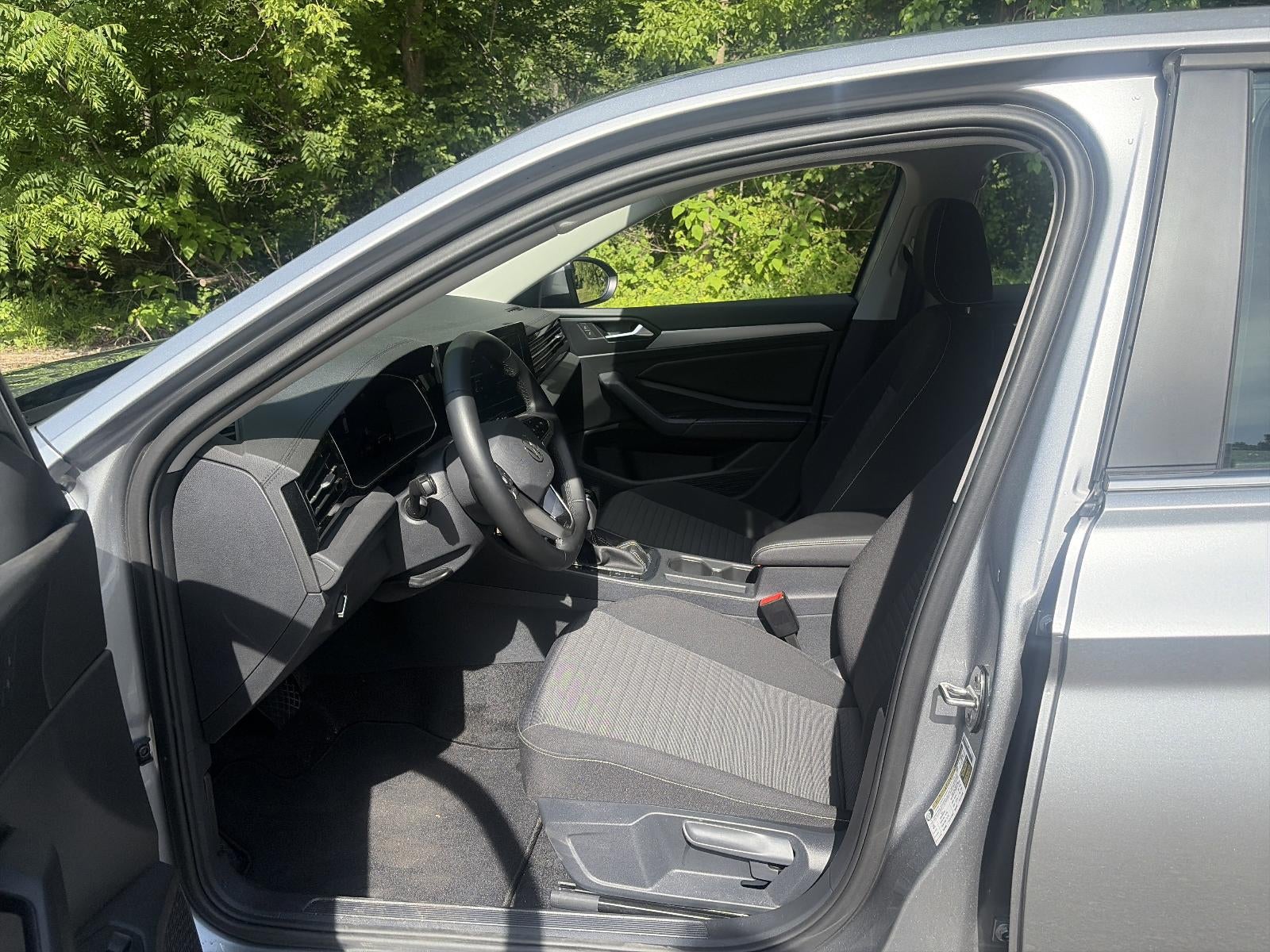 2025 Volkswagen Jetta S Auto