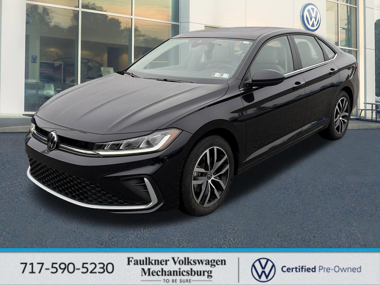 2025 Volkswagen Jetta SE Auto