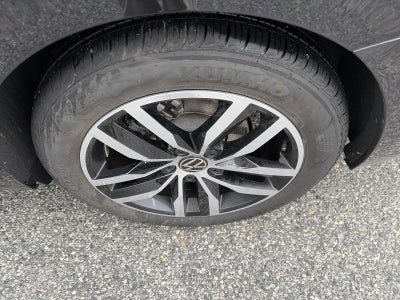 2025 Volkswagen Jetta SE Auto