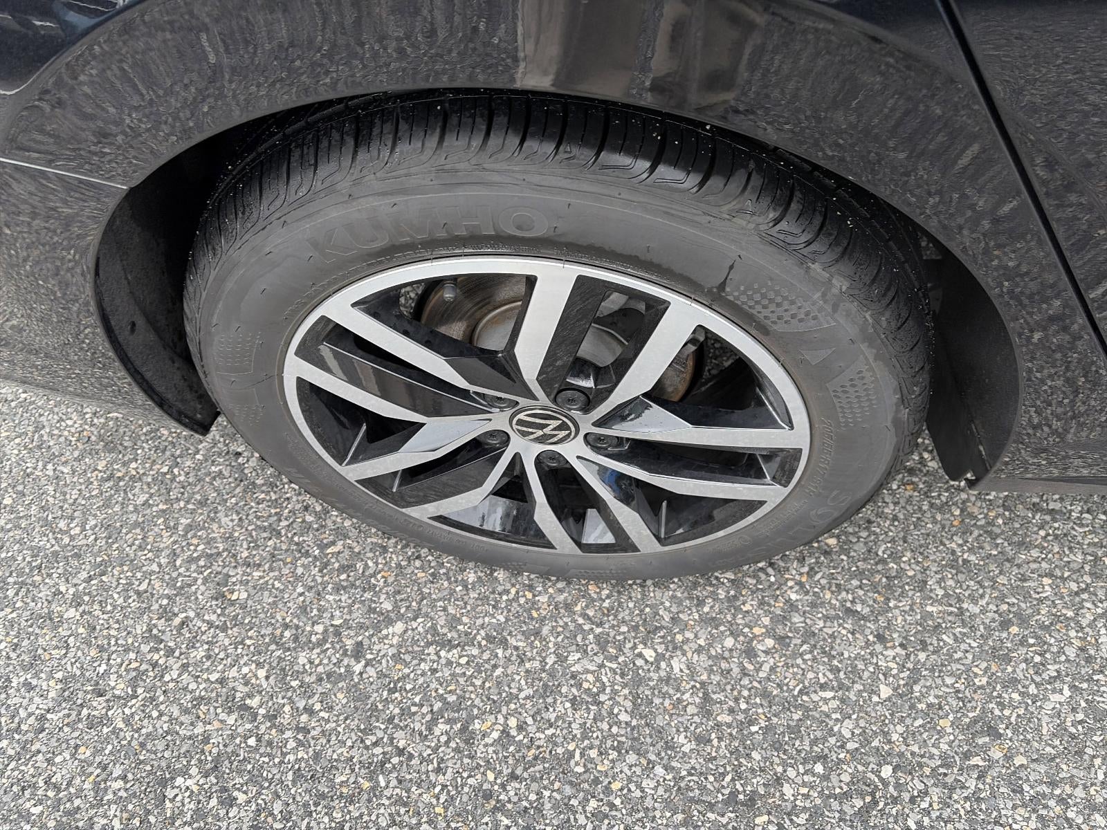 2025 Volkswagen Jetta SE Auto