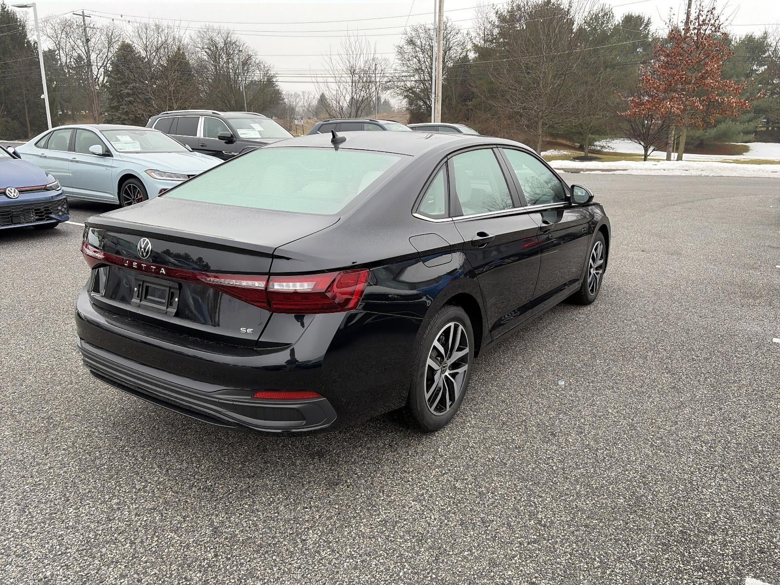 2025 Volkswagen Jetta SE Auto