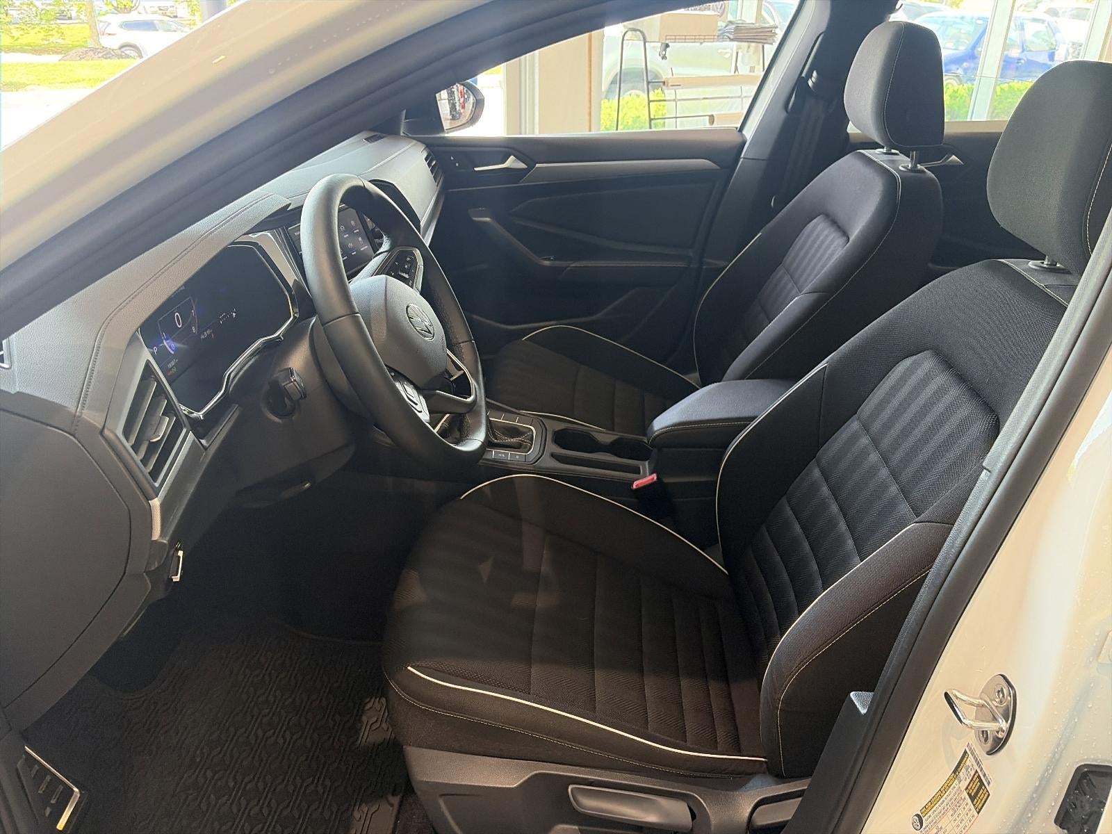 2024 Volkswagen Jetta Sport Auto