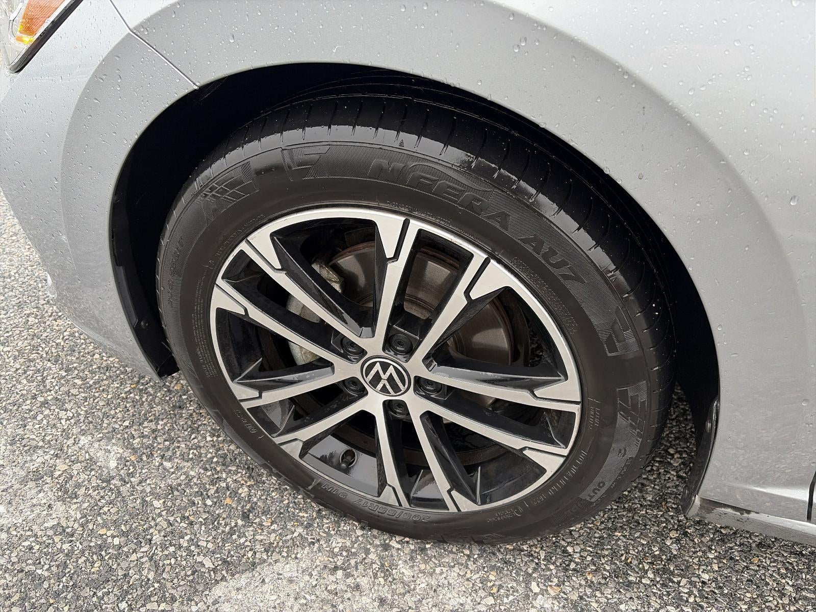 2023 Volkswagen Jetta Sport Auto