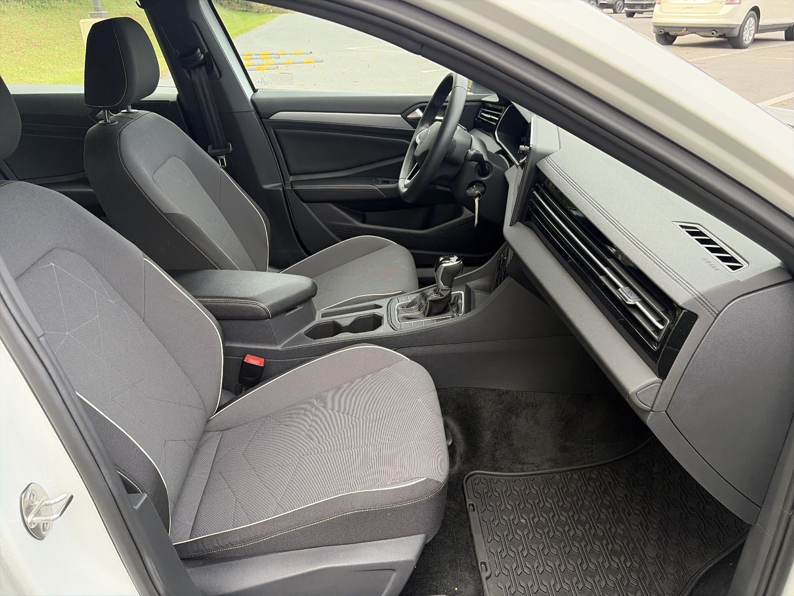 2026 Volkswagen Jetta Sport Auto