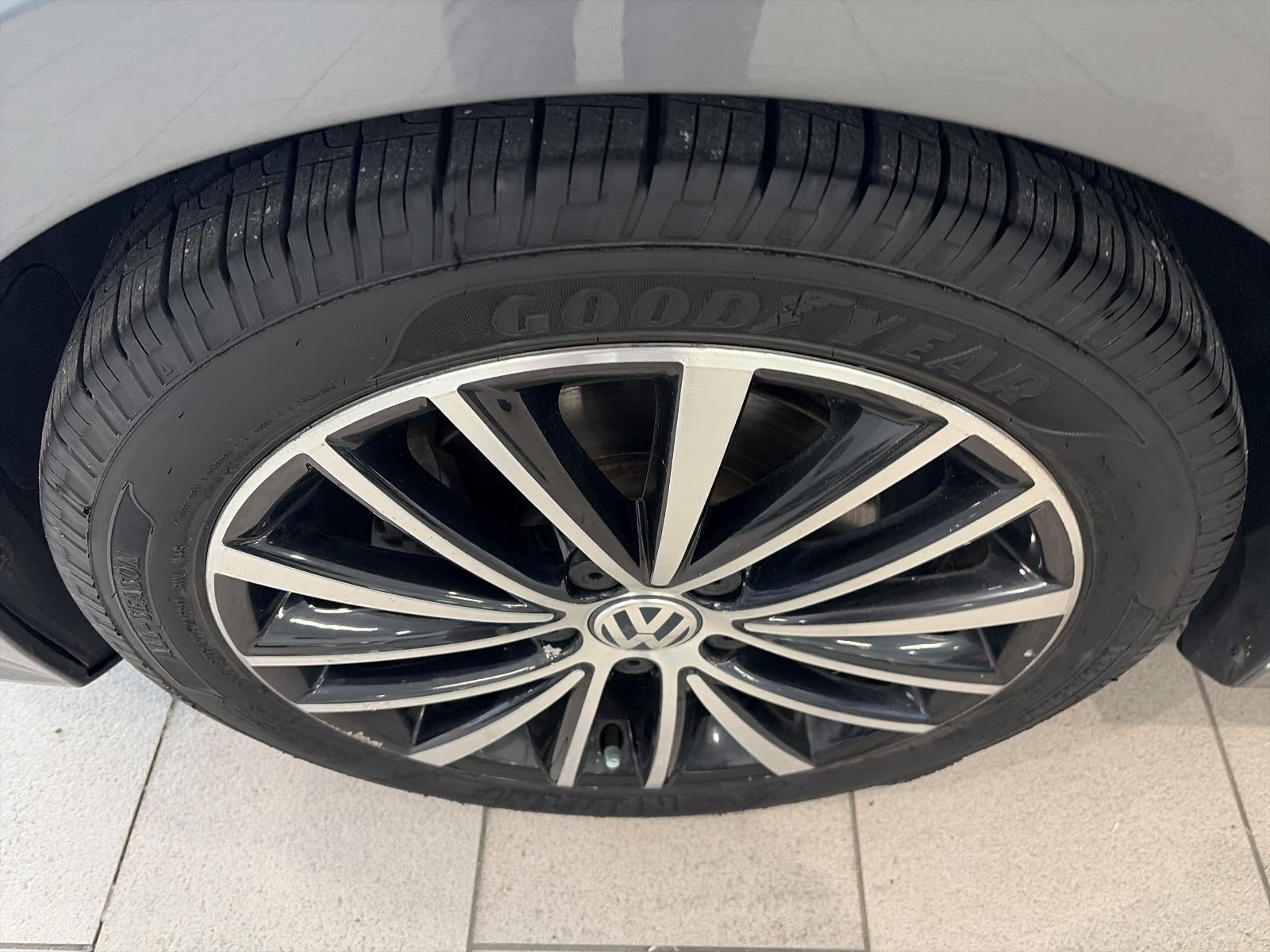 2016 Volkswagen Jetta 4dr Auto 1.8T Sport PZEV Sedan