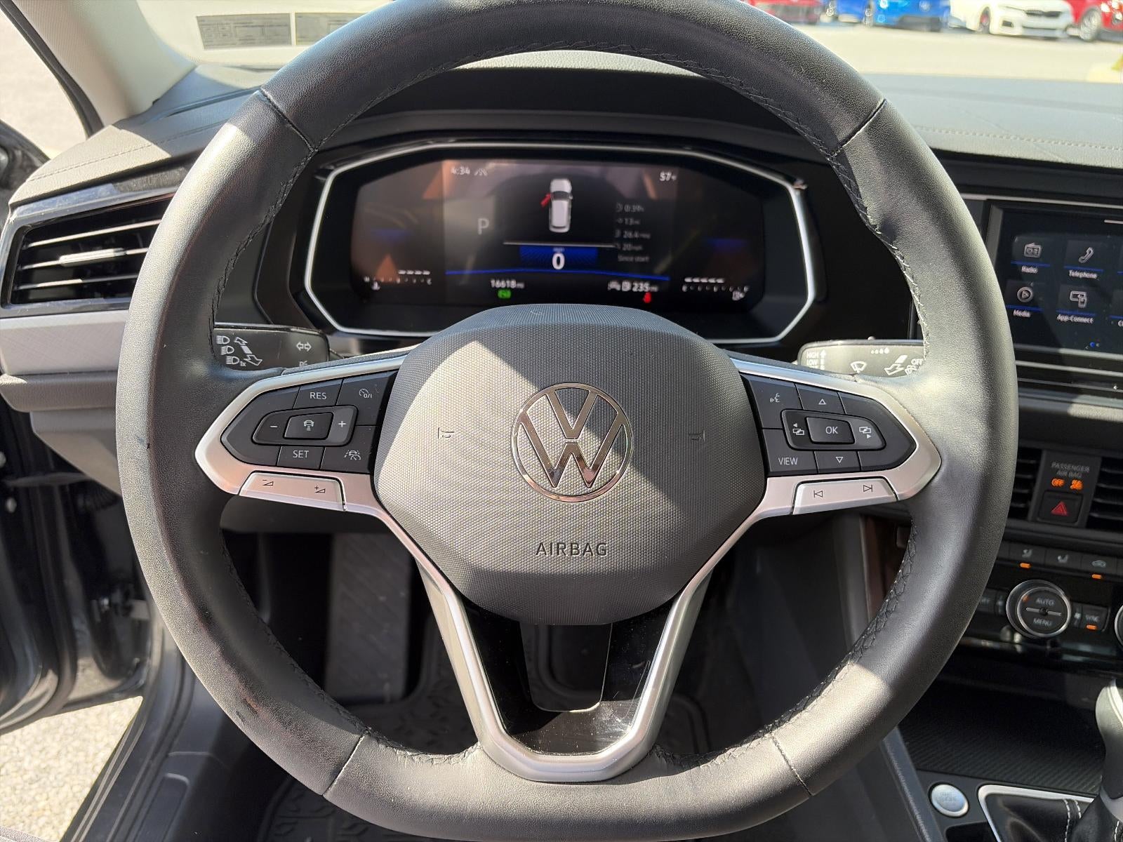 2024 Volkswagen Jetta SE Auto