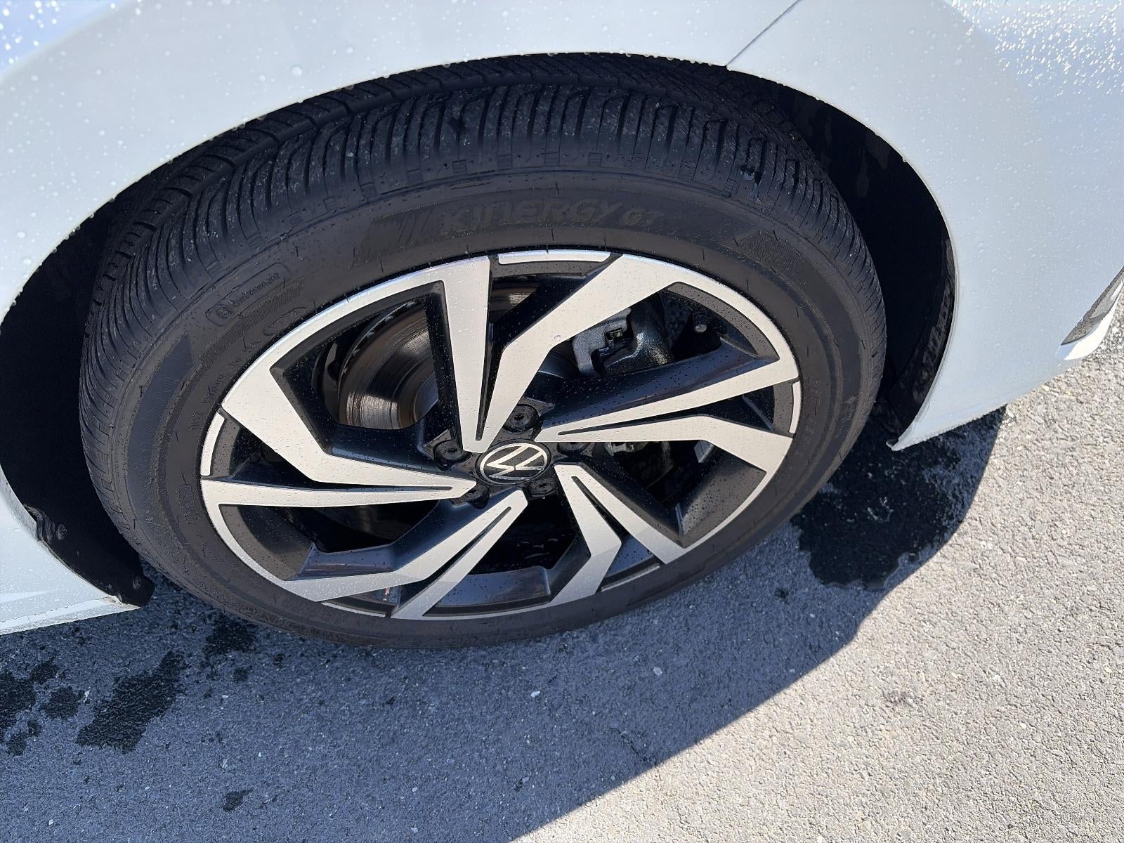 2025 Volkswagen Jetta SEL Auto