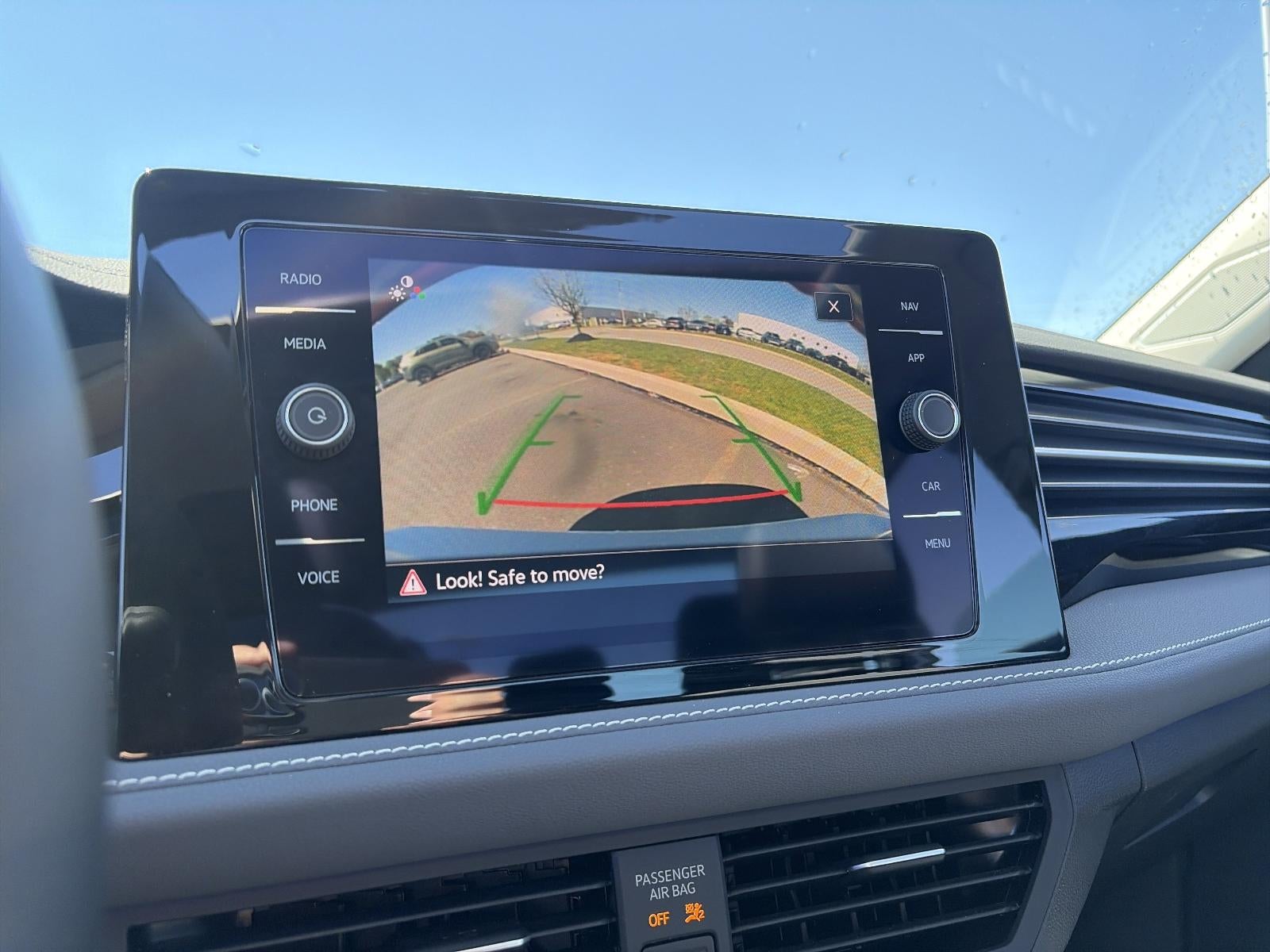 2025 Volkswagen Jetta SEL Auto