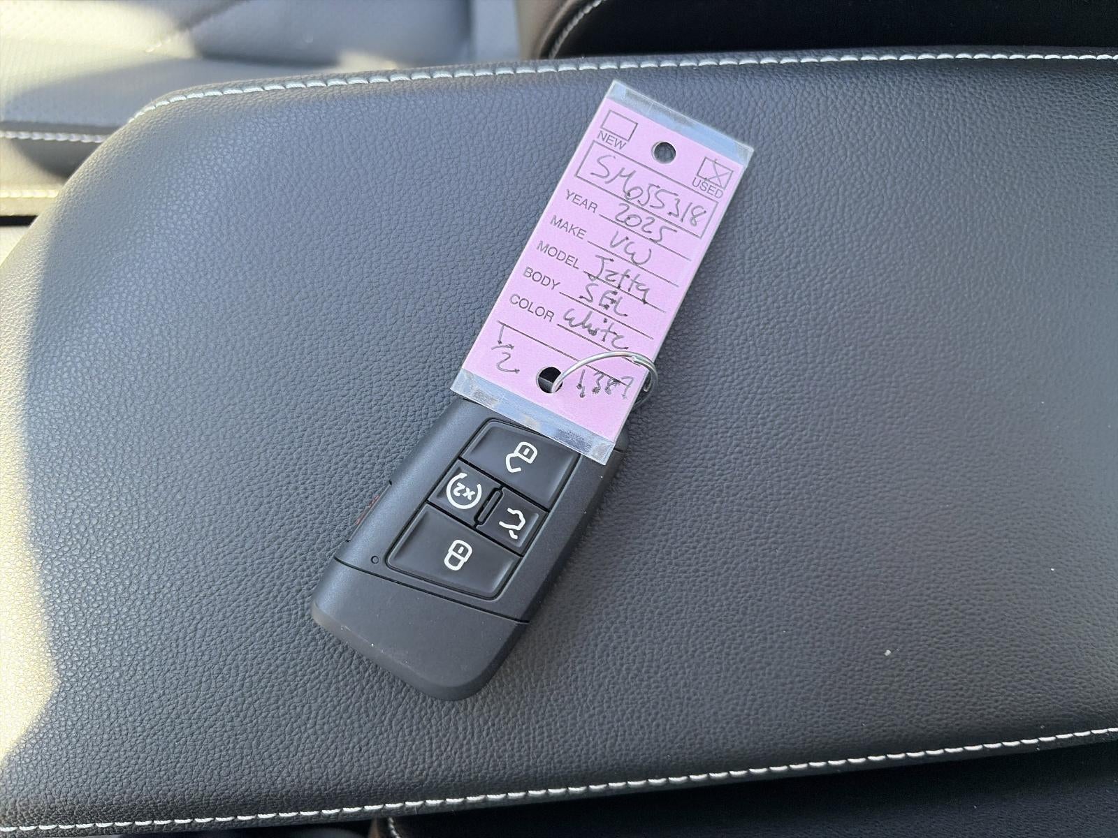 2025 Volkswagen Jetta SEL Auto