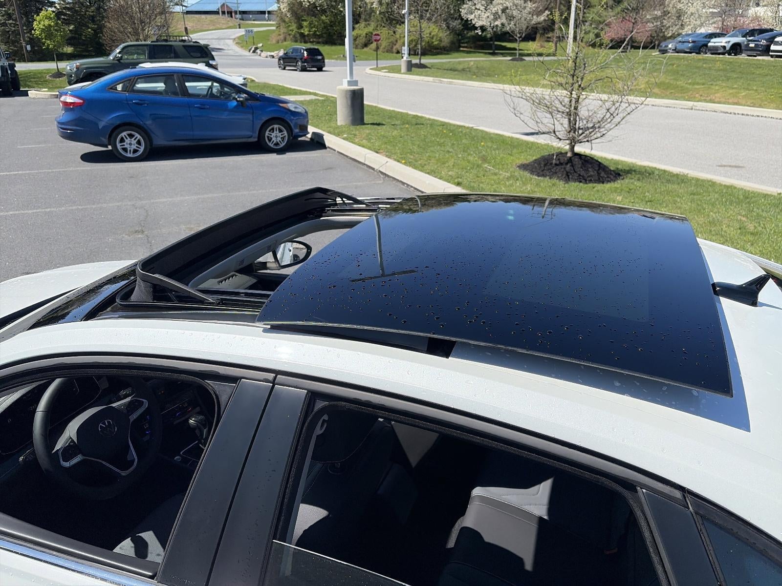 2025 Volkswagen Jetta SEL Auto